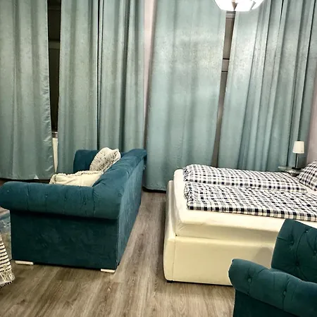 Kings Main Square דירה